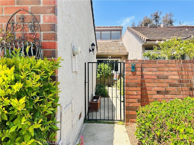4 Camphor S, Irvine, CA 92612 - view of gate