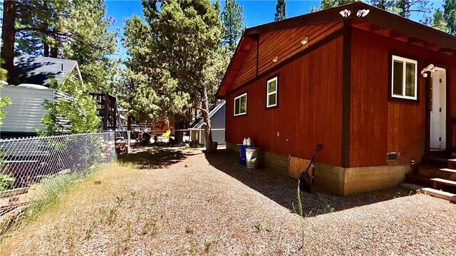 2051 6th Ln, Big Bear, CA 92314 - view of side of property