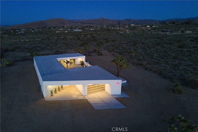 7035 Sunny Vista Rd, Joshua Tree, CA 92252 - aerial view of property and surrounding area featuring mountains