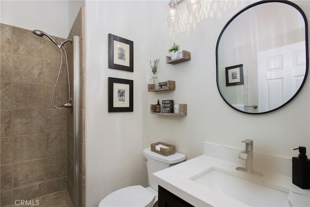 16 Vitale Ln, Lake Forest, CA 92610 - full bath featuring vanity, toilet, and a tile shower