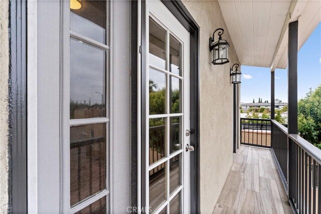 1960 Chariton St, Los Angeles, CA 90034 - view of balcony
