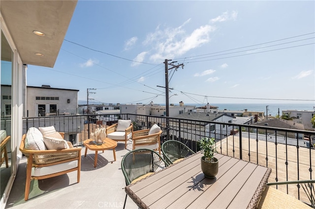 420 34th St, Manhattan Beach, CA 90266 - view of patio / terrace