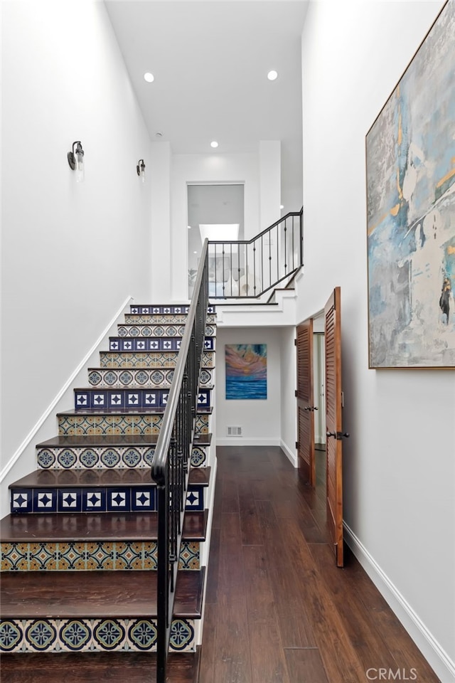 420 34th St, Manhattan Beach, CA 90266 - stairway with wood-type flooring and a towering ceiling