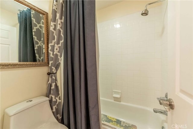 668 Corte Sol, Camarillo, CA 93010 - bathroom featuring toilet and shower / bath combination with curtain