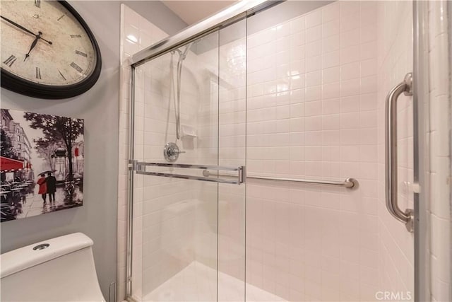 668 Corte Sol, Camarillo, CA 93010 - full bath with a stall shower and toilet