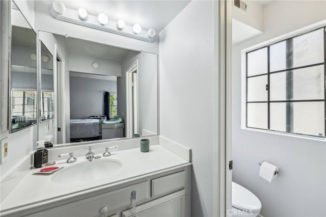 18107 Erik Ct Unit 462, Canyon Country, CA 91387 - ensuite bathroom featuring vanity and toilet