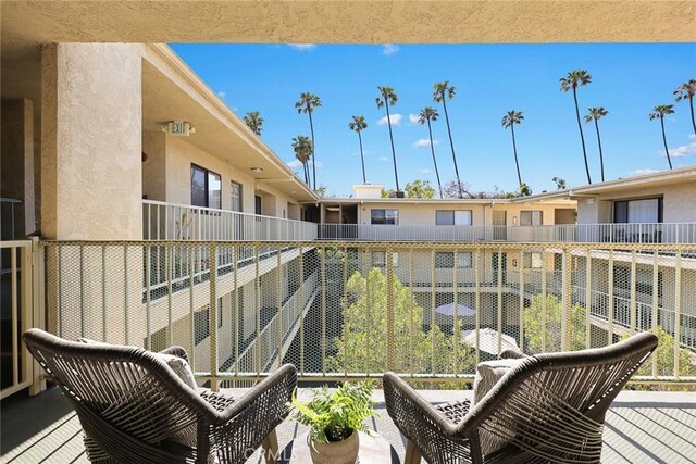 70 N Catalina Ave Unit 306, Pasadena, CA 91106 - view of balcony