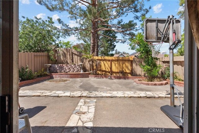 20015 Gilbert Dr, Canyon Country, CA 91351 - fenced backyard featuring a patio