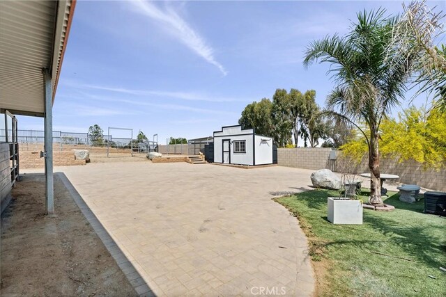 5080 Pinto Pl, Norco, CA 92860 - fenced backyard with an outbuilding