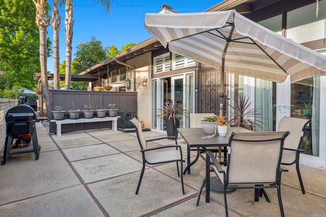 3404 Oak Cliff Dr Unit 8, Fallbrook, CA 92028 - view of patio with area for grilling and outdoor dining space