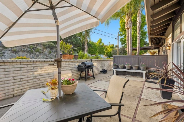 3404 Oak Cliff Dr Unit 8, Fallbrook, CA 92028 - view of patio / terrace featuring grilling area and outdoor dining space