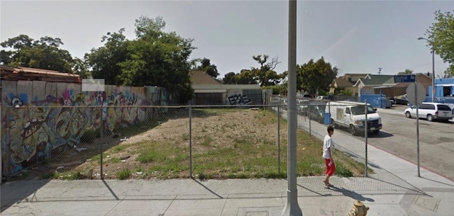 2301 S Central Ave, Los Angeles, CA 90011