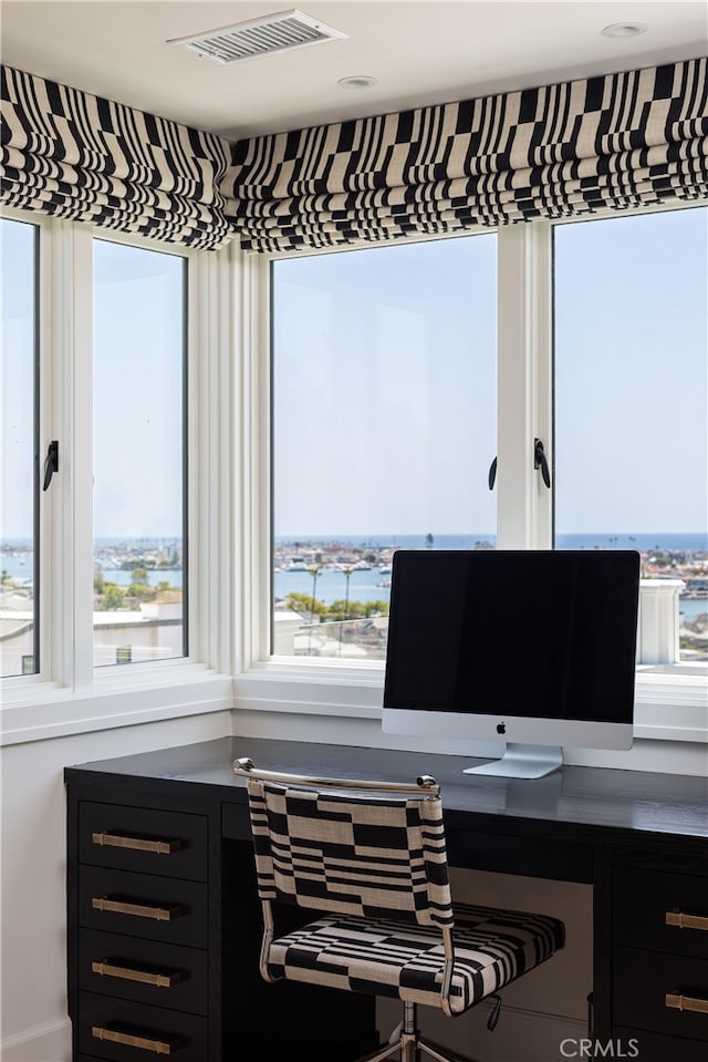 1110 Kings Rd, Newport Beach, CA 92663 - office space with healthy amount of natural light and built in desk