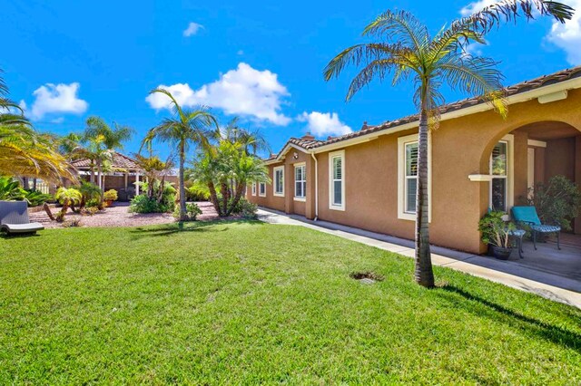 907 Rockwell Springs Ct, Escondido, CA 92025 - view of grassy yard