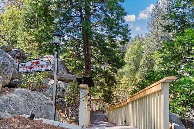 27495 Cedarwood Dr, Lake Arrowhead, CA 92352 - exterior view