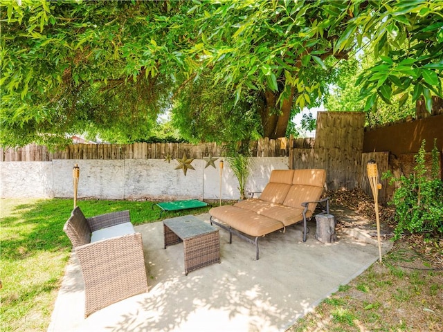 4239 Ish Dr, Simi Valley, CA 93063 - fenced backyard with a patio area
