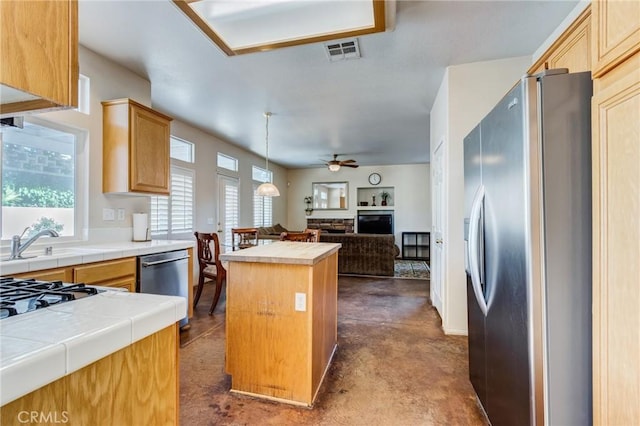 8961 Newcastle Ave, Hesperia, CA 92344 - photo 16