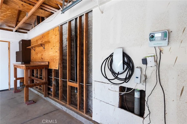 8961 Newcastle Ave, Hesperia, CA 92344 - detailed view of unfinished concrete flooring