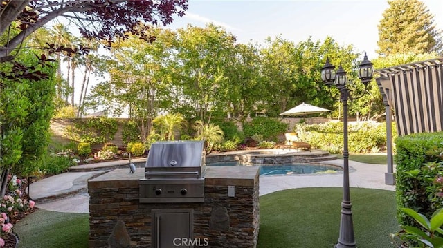 23317 Cuestport Dr, Valencia, CA 91354 - fenced backyard featuring a patio area