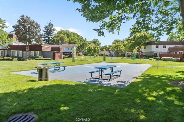 3175 Saginaw Ct, Pleasanton, CA 94588 - surrounding community featuring a yard