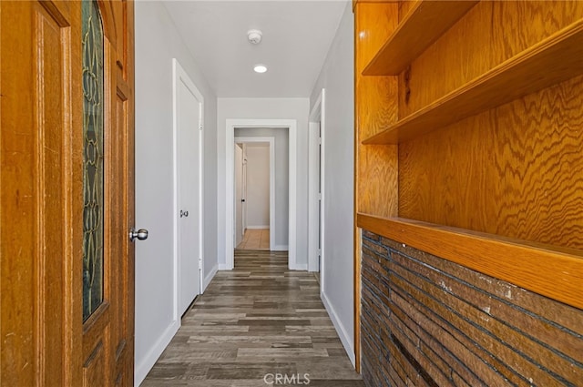 412 2nd St, Orland, CA 95963 - hall featuring dark wood-style flooring, baseboards, and recessed lighting
