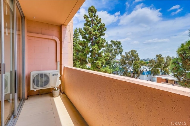 421 S La Fayette Park Pl Unit 701, Los Angeles, CA 90057 - balcony with ac unit