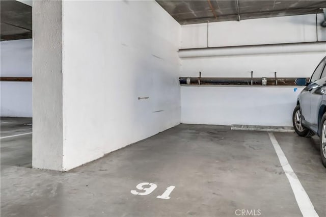 421 S La Fayette Park Pl Unit 701, Los Angeles, CA 90057 - view of parking garage