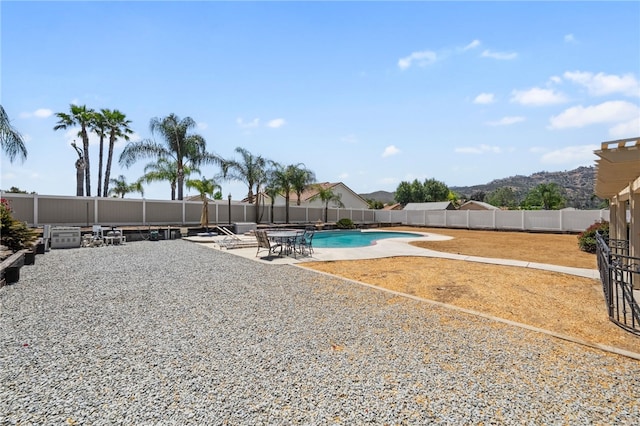 32642 Durango Ct, Wildomar, CA 92595 - view of swimming pool featuring a patio area