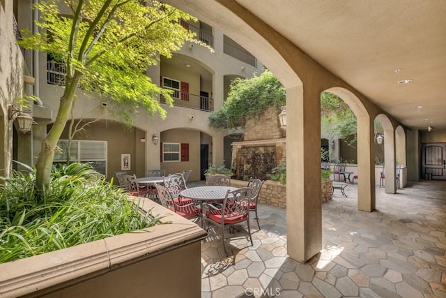13200 Moorpark St Unit 201, Sherman Oaks, CA 91423 - view of patio with outdoor dining area