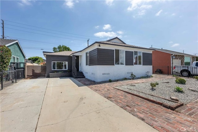 1342 W Magnolia St, Compton, CA 90220 - view of front of house featuring crawl space