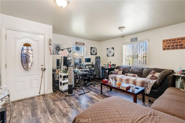660 W 94th St, Los Angeles, CA 90044 - living room featuring wood finished floors and an office area