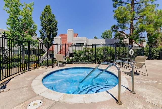 11855 Caminito Ronaldo Unit 108, San Diego, CA 92128 - view of swimming pool featuring a patio area and a swimming pool