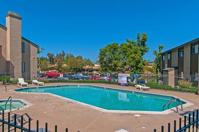 7780 Parkway Dr Unit 703, La Mesa, CA 91942 - community pool with a patio area