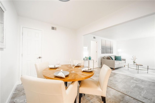 46 Echo Run Unit 16, Irvine, CA 92614 - dining area with baseboards