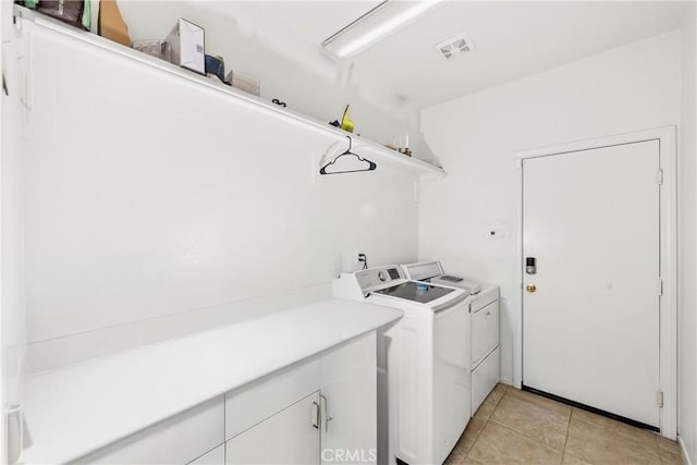 29889 Warm Sands Dr, Menifee, CA 92584 - washroom featuring independent washer and dryer
