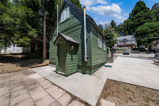 1244 Bear Springs Rd, Twin Peaks, CA 92391 - view of side of home