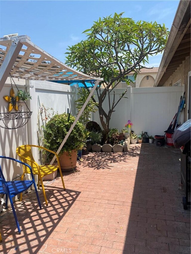 708 W Lambert Rd Unit 6, La Habra, CA 90631 - view of patio / terrace with a pergola