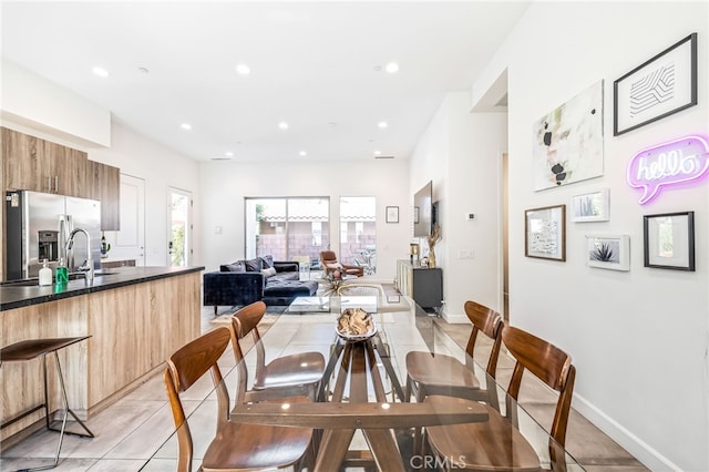 52300 Avenida Velasco Ln, Quinta, CA 92253 - dining area featuring recessed lighting and baseboards