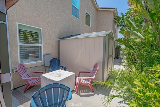28217 Alton Way, Castaic, CA 91384 - view of patio / terrace
