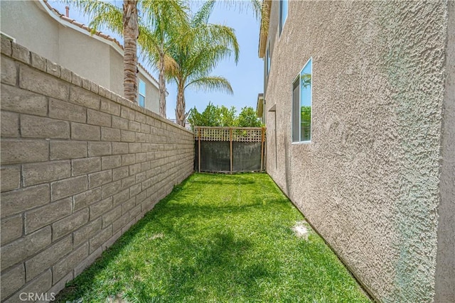 28217 Alton Way, Castaic, CA 91384 - view of yard