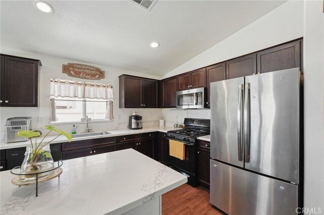 15756 Mcvay Ln, Adelanto, CA 92301 - photo 10