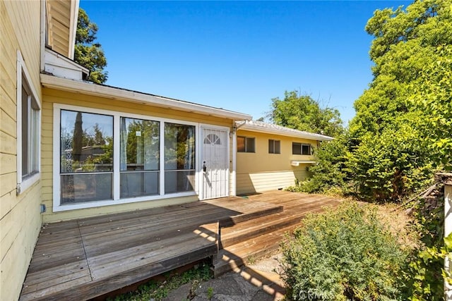 2631 San Jose St, Chico, CA 95973 - view of wooden terrace