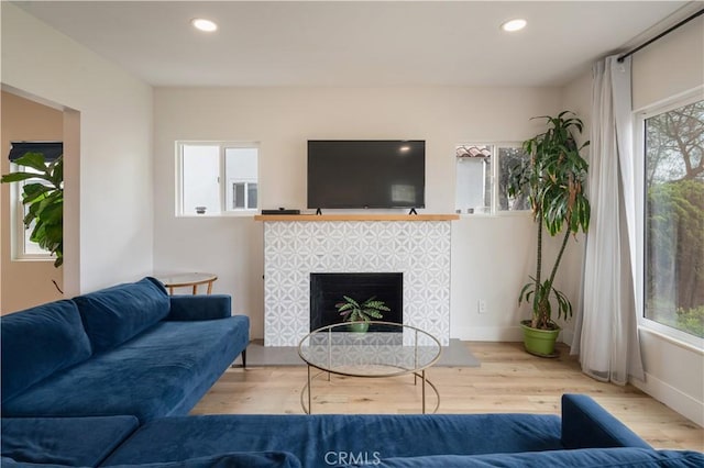 8936 S Manhattan Pl, Los Angeles, CA 90047 - photo 9