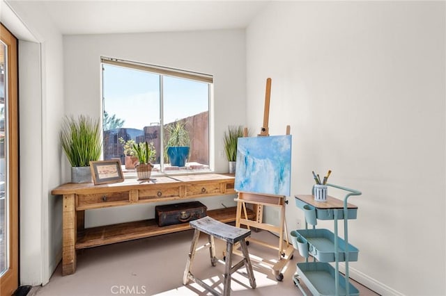 8830 Quail Springs Rd, Joshua Tree, CA 92252 - office with vaulted ceiling and baseboards
