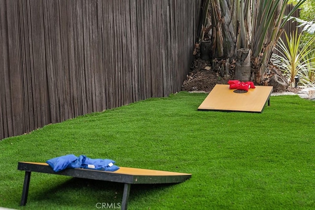 10 Camel Pt, Laguna Beach, CA 92651 - view of grassy yard