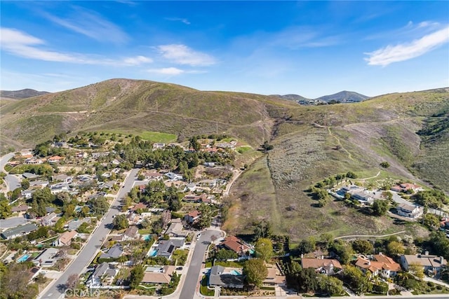 2 Bascom Ct, Thousand Oaks, CA 91362