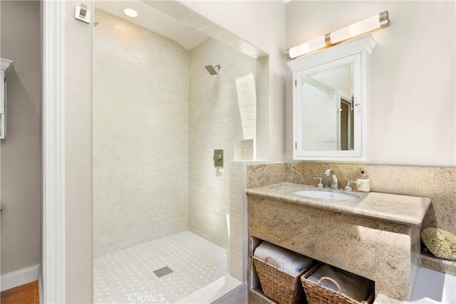 1761 Lemon Ter, North Tustin, CA 92705 - full bath with tiled shower and vanity
