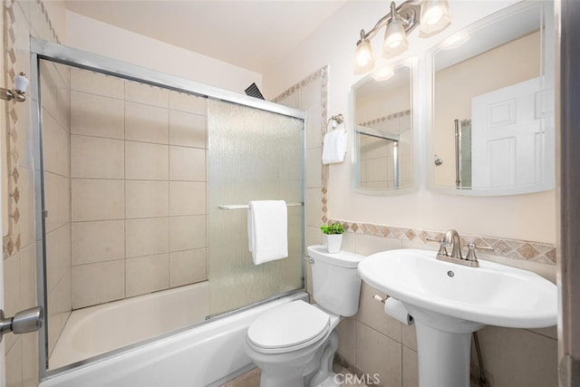 4435 Via Del Prado, Yorba Linda, CA 92886 - bathroom featuring enclosed tub / shower combo and tile walls