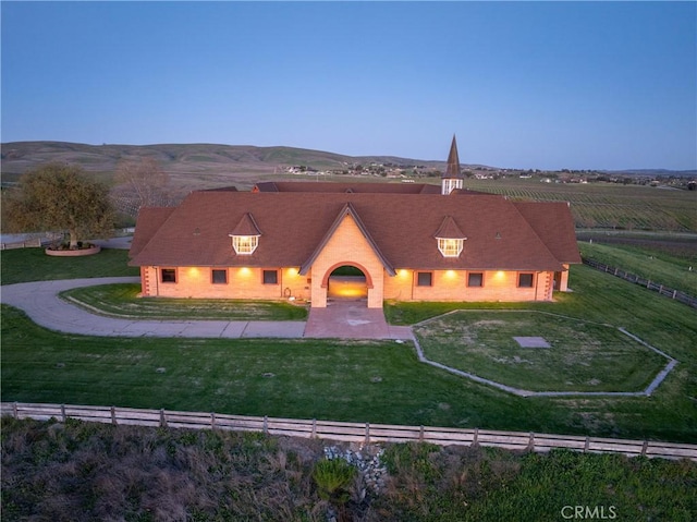 5010 Gate 4 Rd, Paso Robles, CA 93446 - view of front facade featuring a mountain view