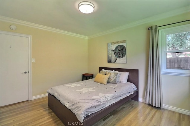 2953 E California Blvd, Pasadena, CA 91107 - bedroom with ornamental molding, light wood-type flooring, and baseboards